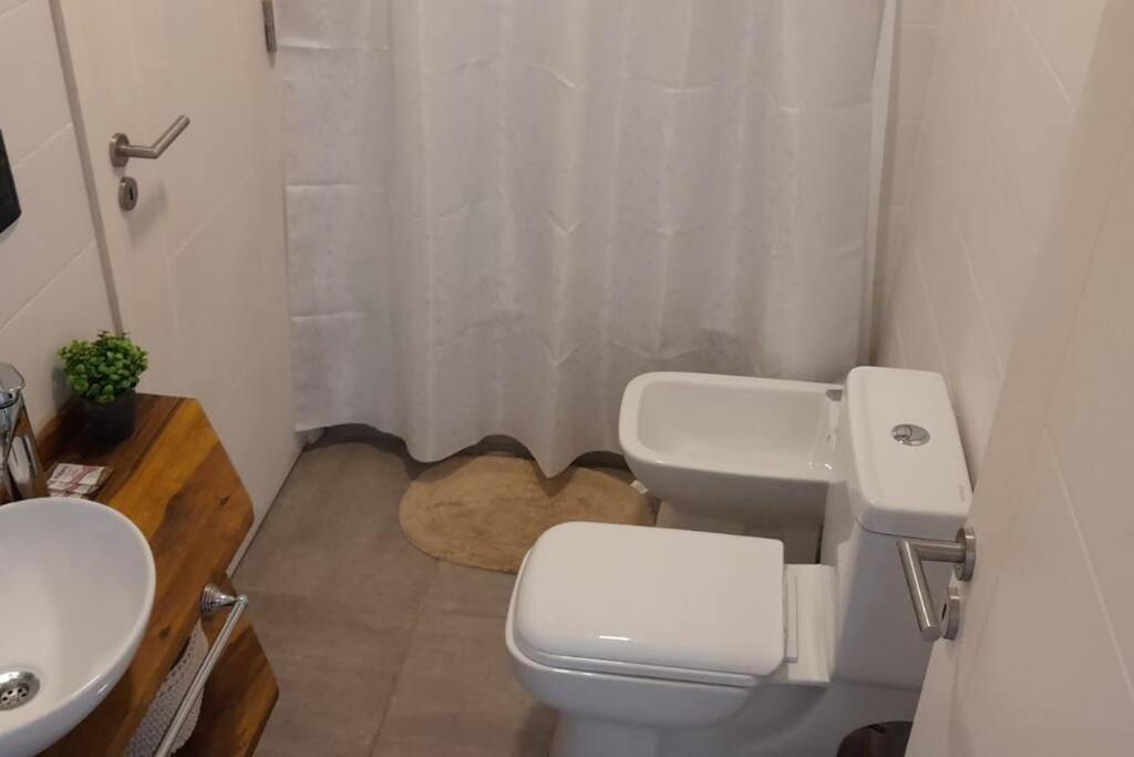 Apartamento Excelente Departamento Muy Bien Ubicado *